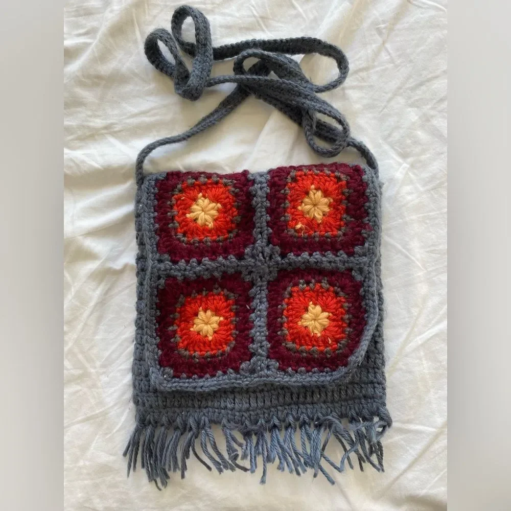 Y2K Crochet Handbag - Picture 1 of 5